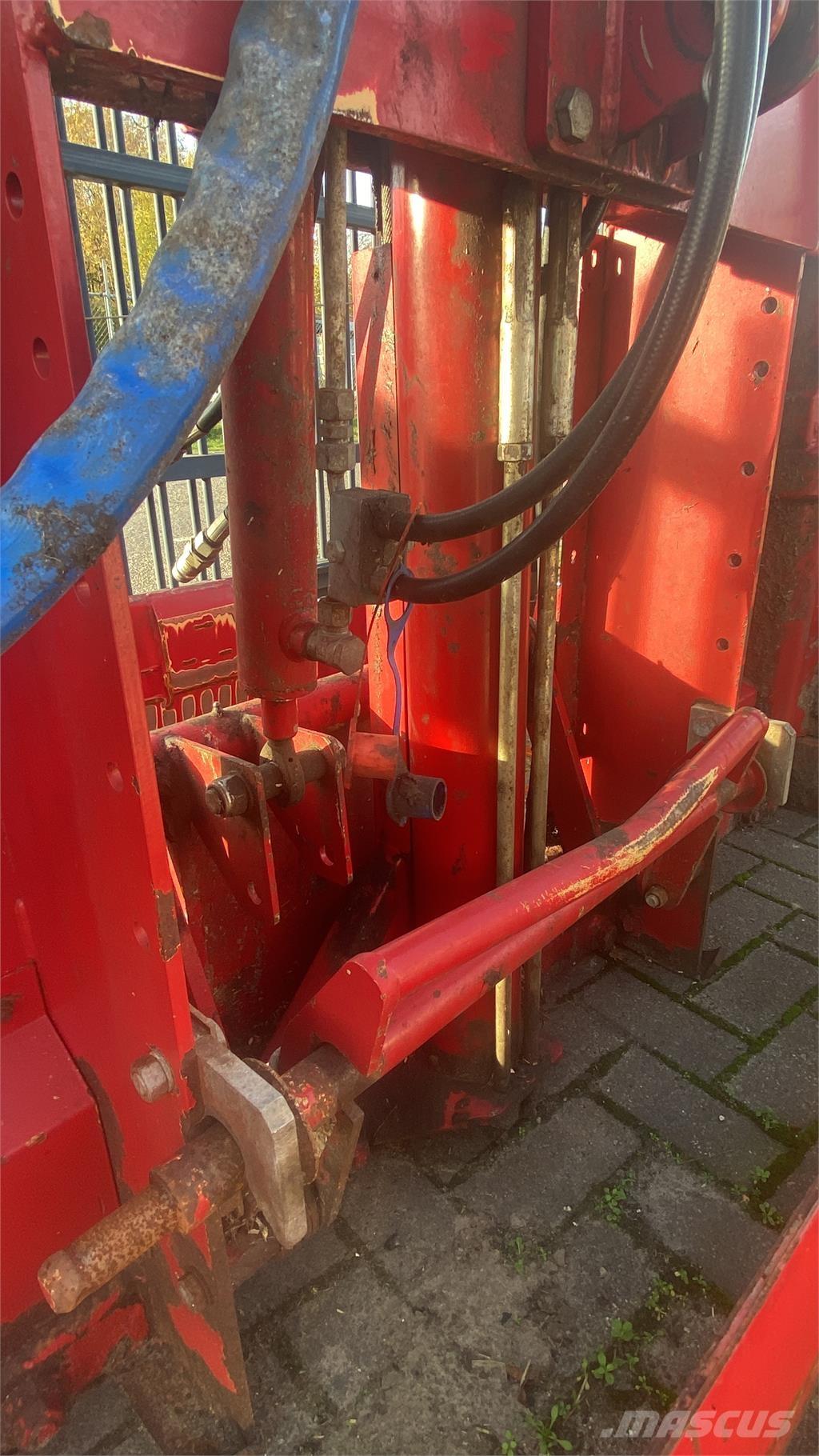 BvL megastar 195 Otros equipos para ganadería