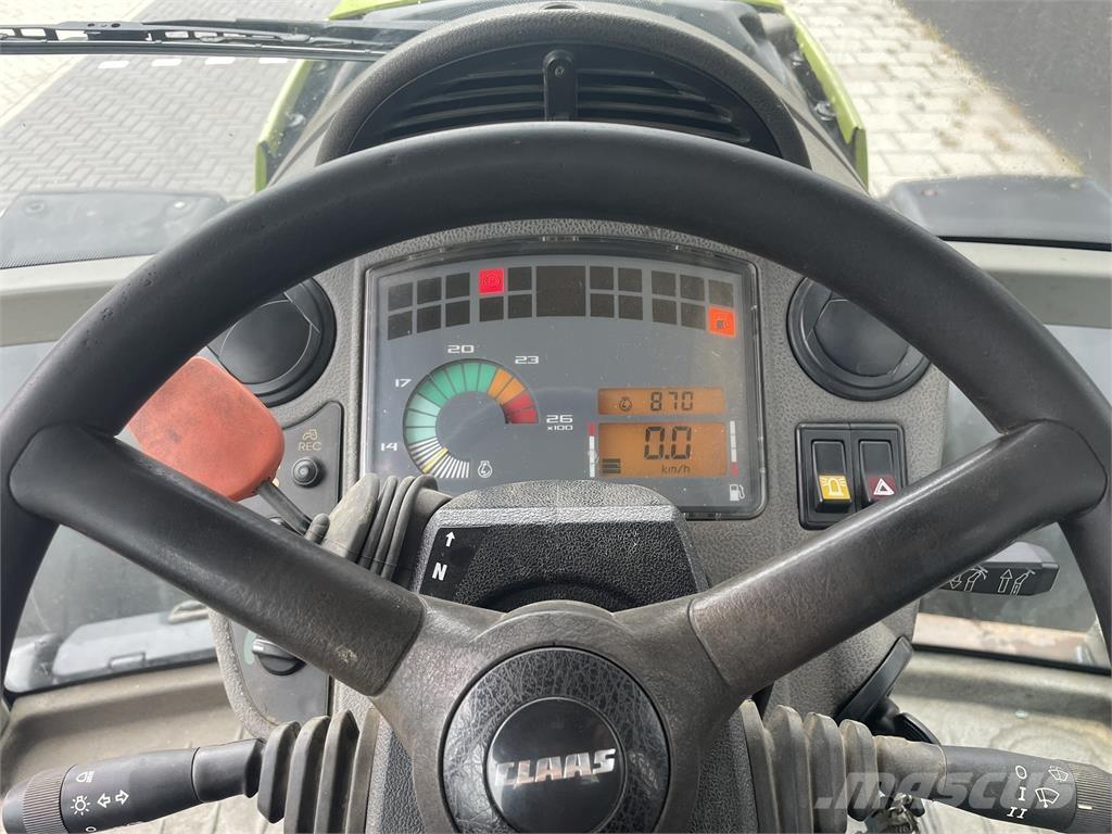 CLAAS ATZ 567 Tractores