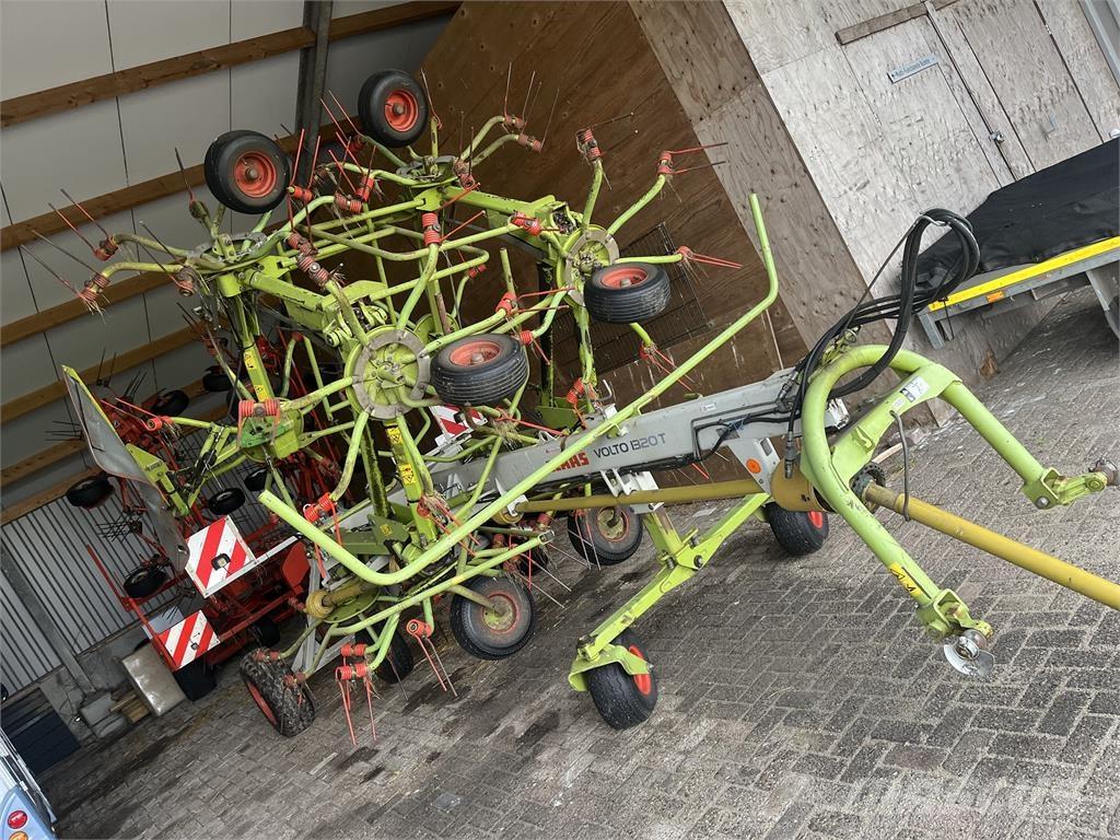 CLAAS volto 1320T Rastrillos y henificadores