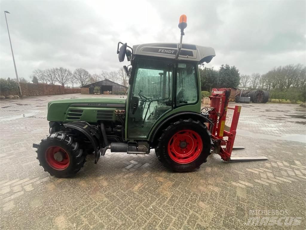 Fendt 208V Tractores
