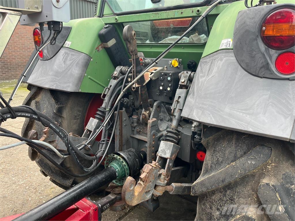 Fendt 411 VARIO Tractores