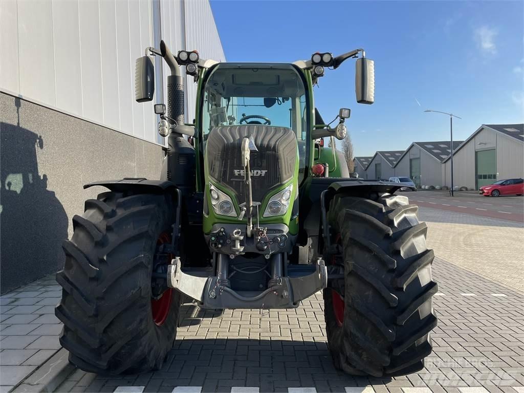 Fendt 724 S4 Tractores