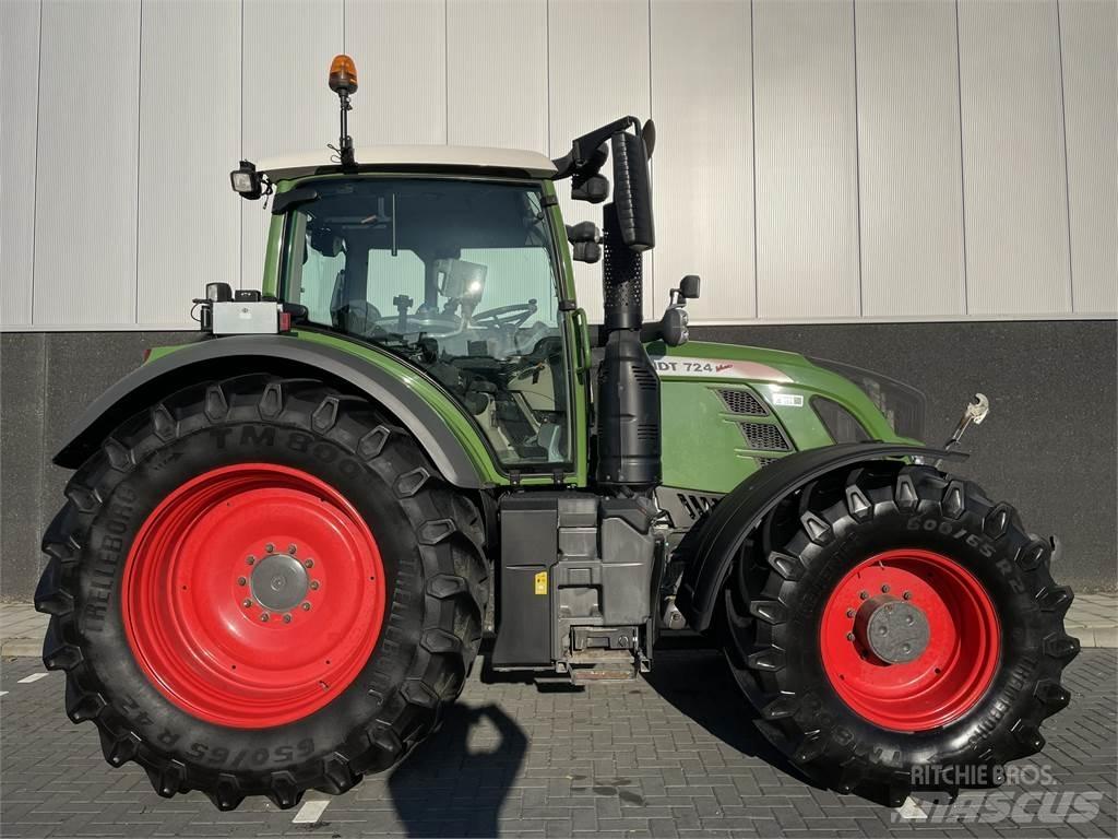 Fendt 724 S4 Tractores