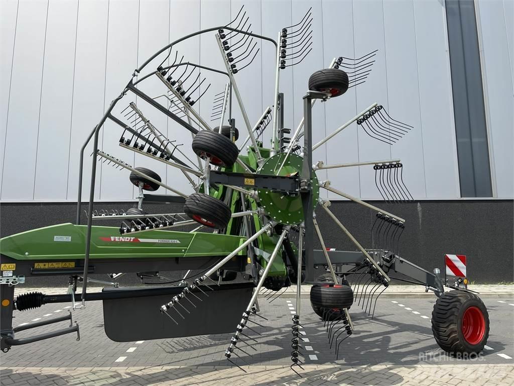 Fendt Former 920c Rastrillos y henificadores
