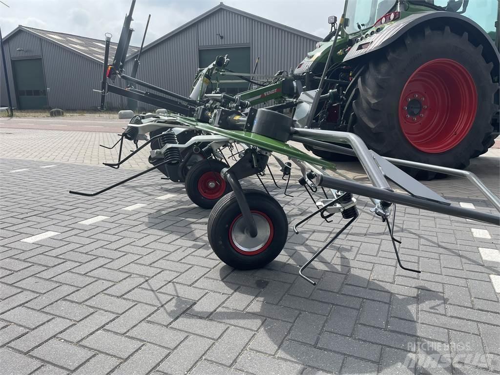 Fendt Lotus 770 Rastrillos y henificadores