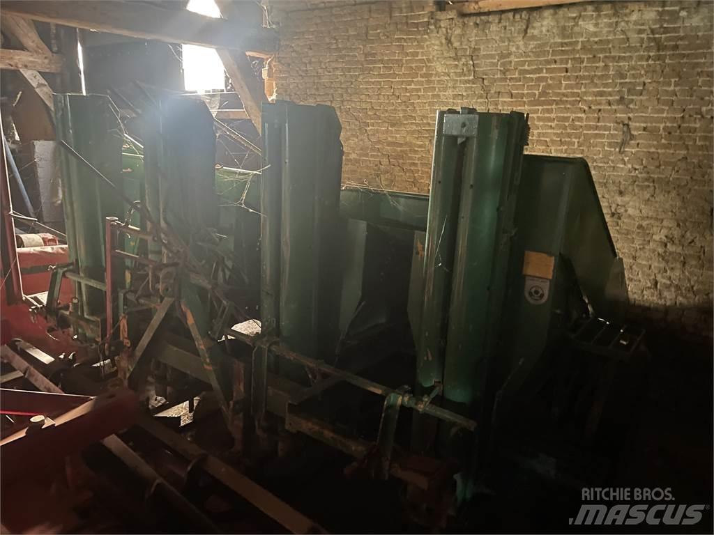 Hassia pootmachine Cosechadoras y excavadoras para patata