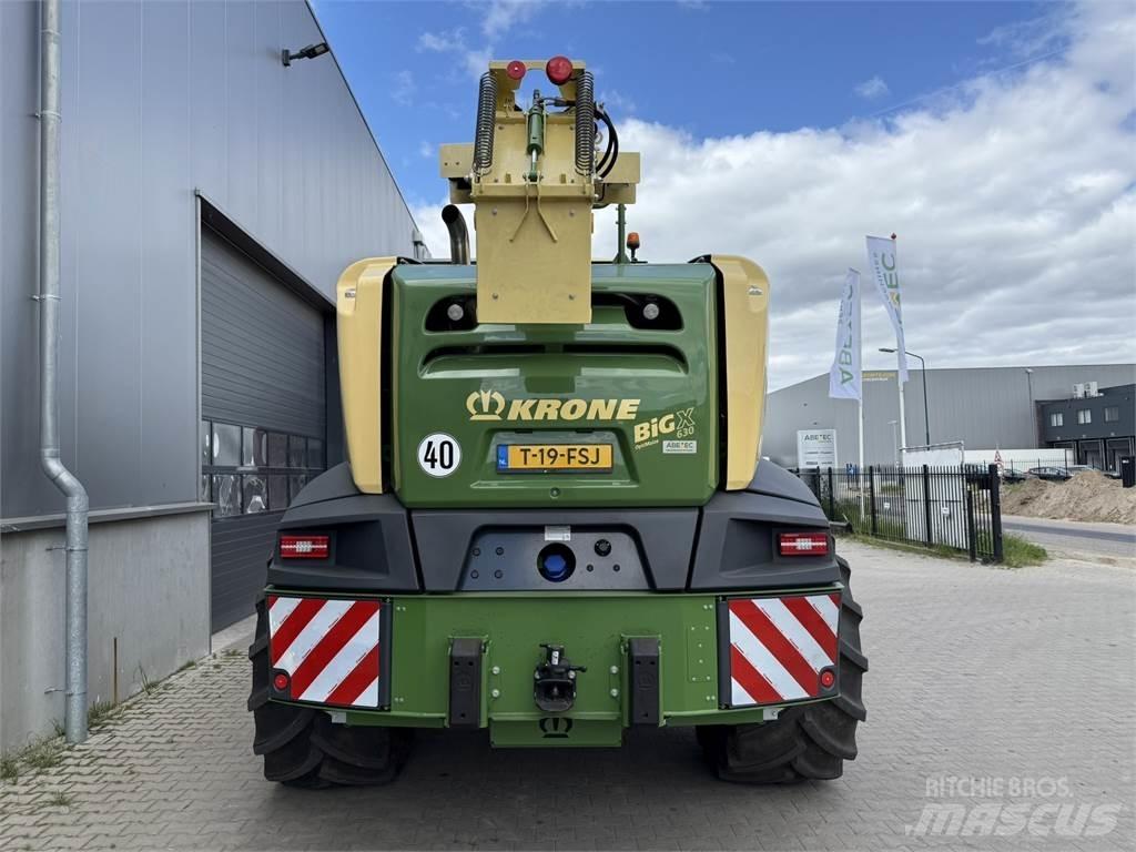 Krone BigX 630 Desmenuzadoras, cortadoras y desenrolladoras de pacas