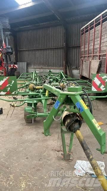 Krone KWT 15.02/14 Rastrillos y henificadores