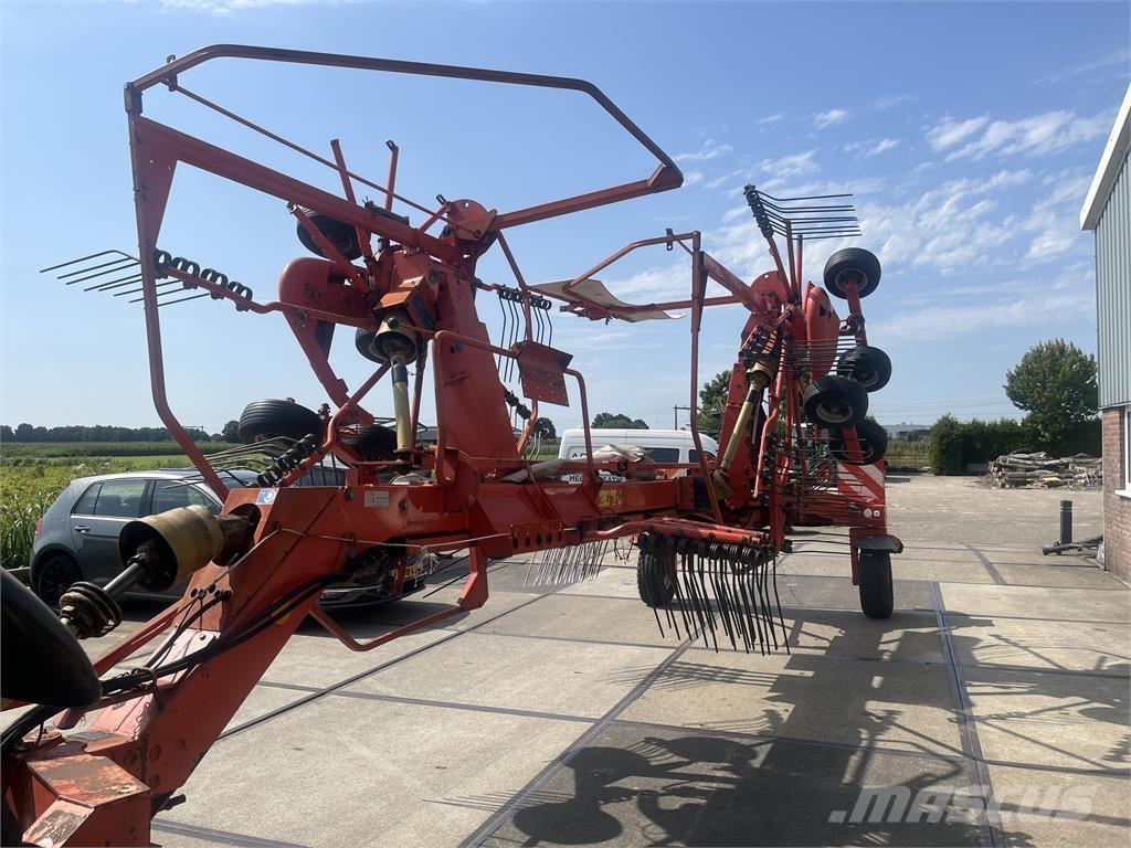 Kuhn 7302 DL Rastrillos y henificadores