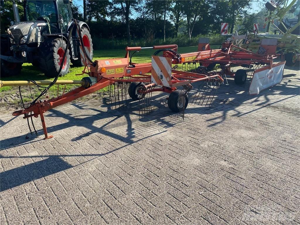 Kuhn GA 6000 Rastrillos y henificadores
