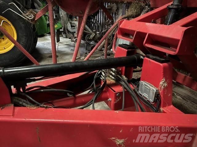 Lely Lotus 1020 Rastrillos y henificadores