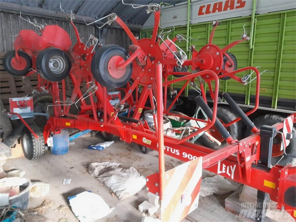 Lely Lotus 900 Rastrillos y henificadores