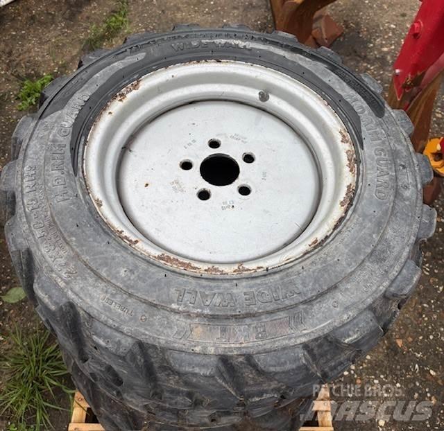  Set BKT 27x8.50-15 Neumáticos, ruedas y llantas