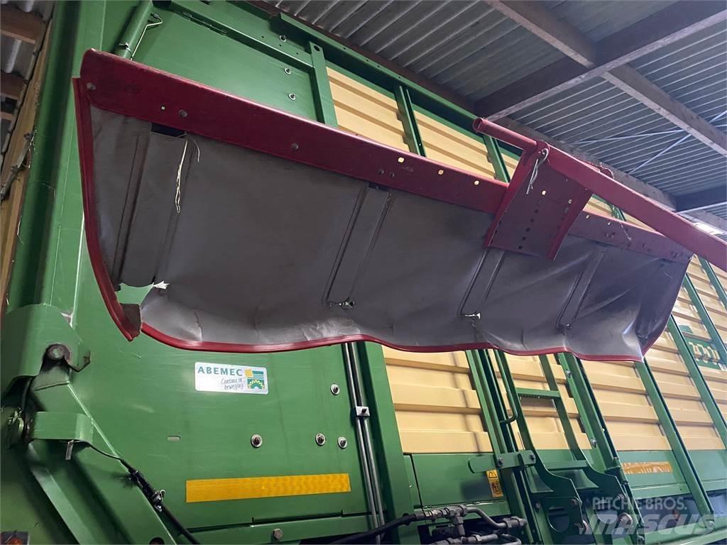 Stoll R 1405 s Rastrillos y henificadores
