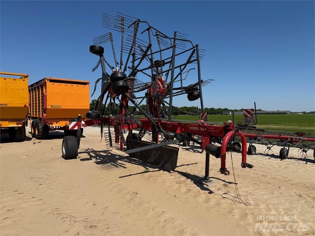 Vicon Andex 844 Rastrillos y henificadores