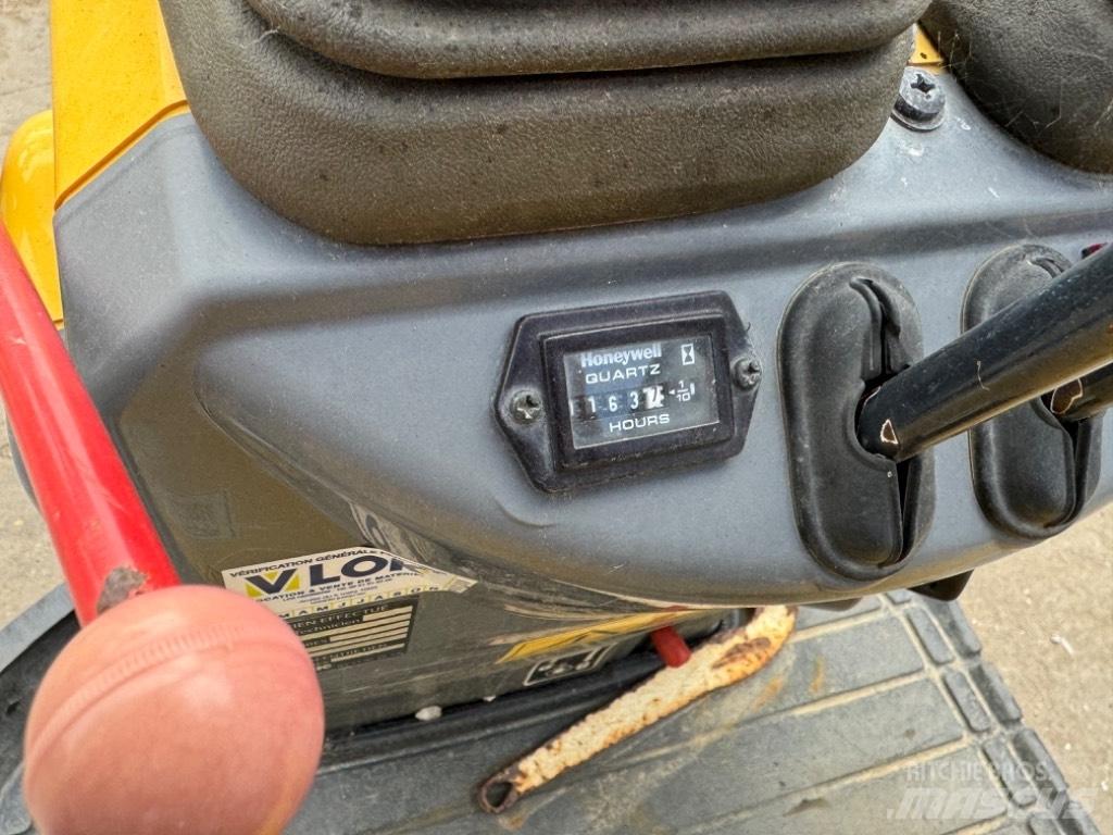 Yanmar SV08 (AH918) Mini excavadoras < 7t