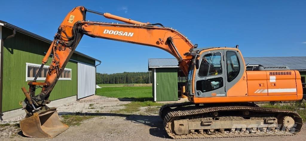 Doosan DX 225 LC Excavadoras de cadenas
