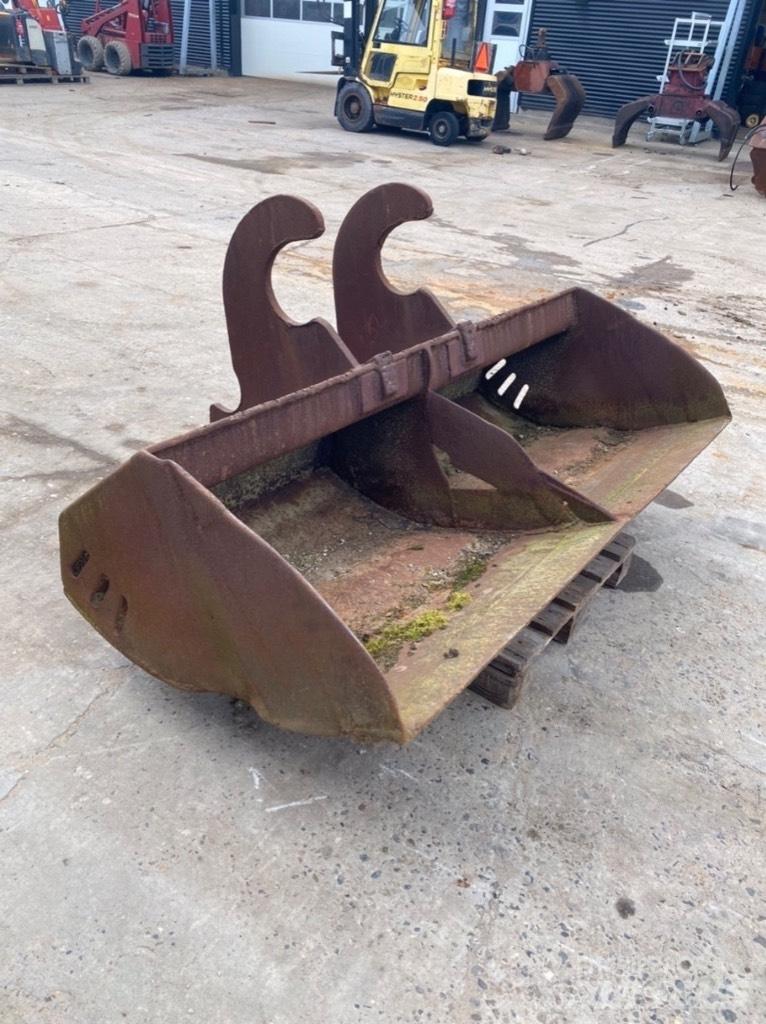 Andet 2000mm Cucharones