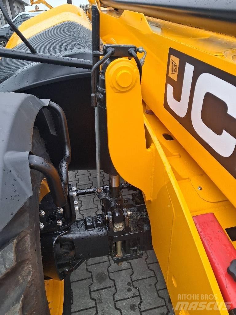 JCB 535-140 Hiviz Carretillas telescópicas