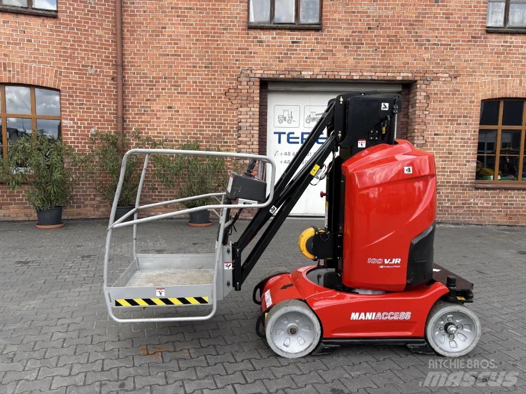 Manitou 100 VJR Ascensores de personal y montacargas de acceso