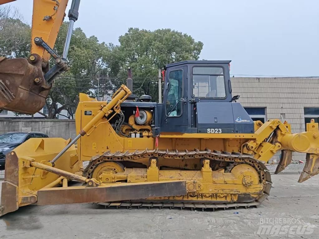 Shantui SD 23 Buldozer sobre oruga