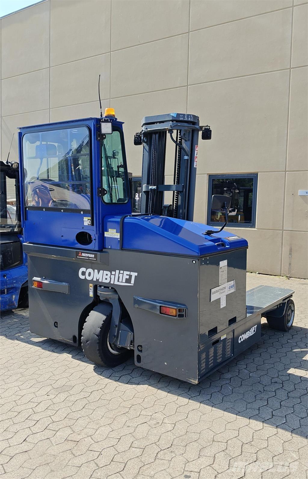 Combilift C4500E 4 vías o cuatro caminos