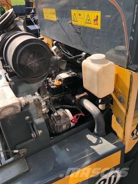 Mustang AL 506 Palas cargadoras