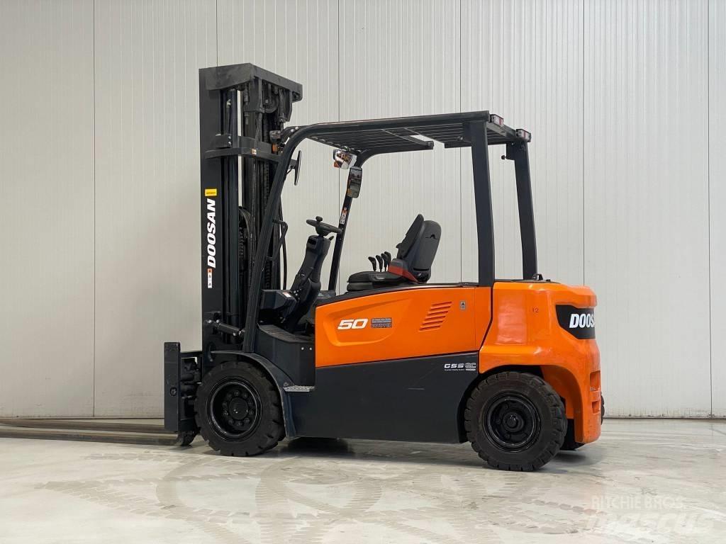 Doosan B50XC-7 Carretillas de horquilla eléctrica