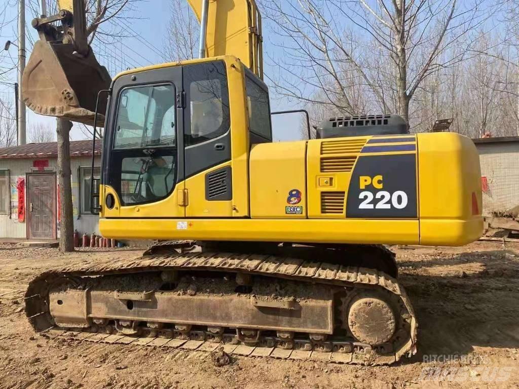 Komatsu PC 220-8 Excavadoras de cadenas