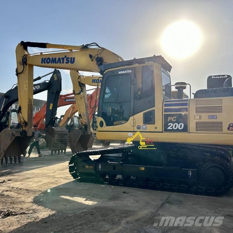 Komatsu PC 200-8 Excavadoras de cadenas