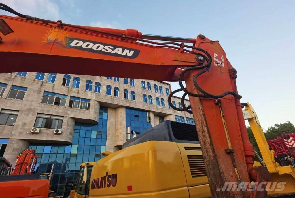 Doosan DH 150 W-7 Excavadoras de ruedas