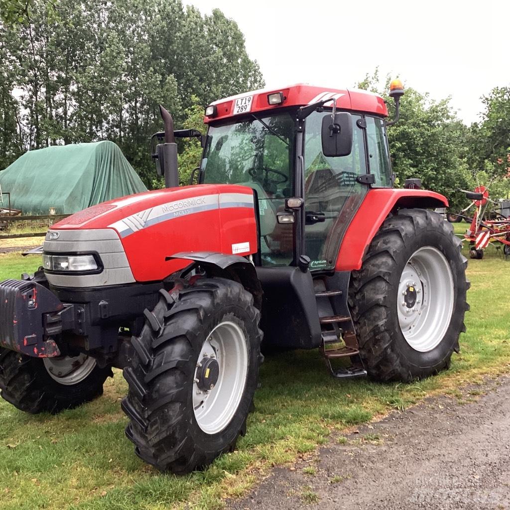 McCormick MC 135 Tractores