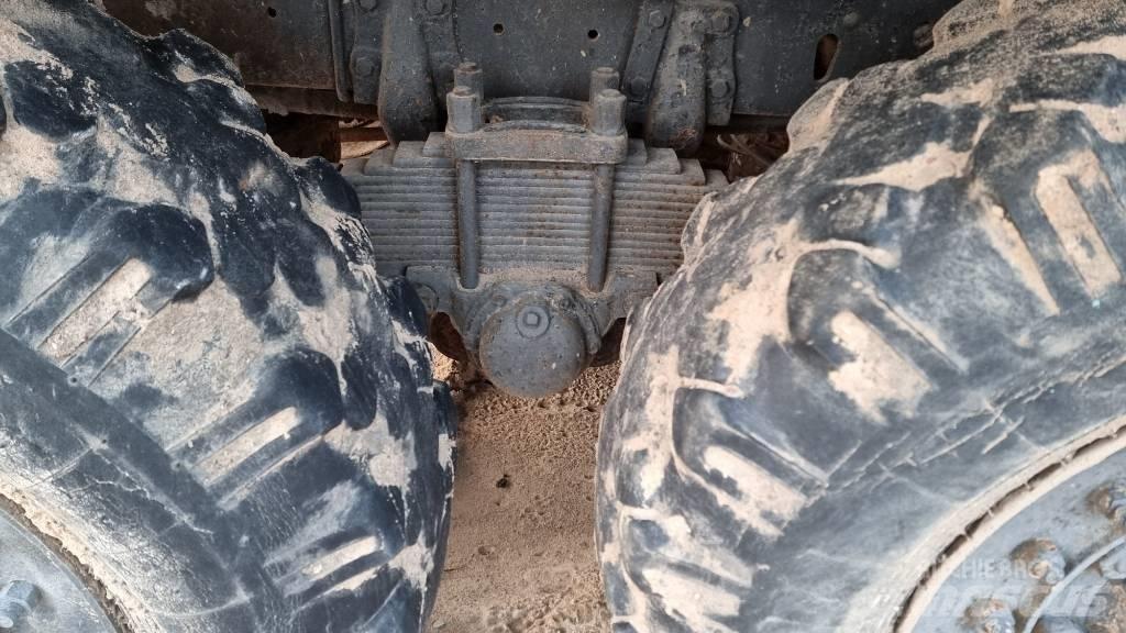ZIL 157 K 6x6 Camiones caja cerrada