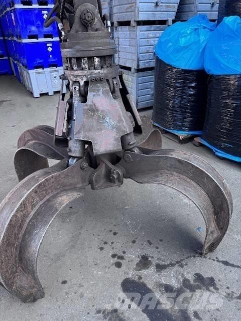 Fuchs MHL 331 Excavadoras de manutención