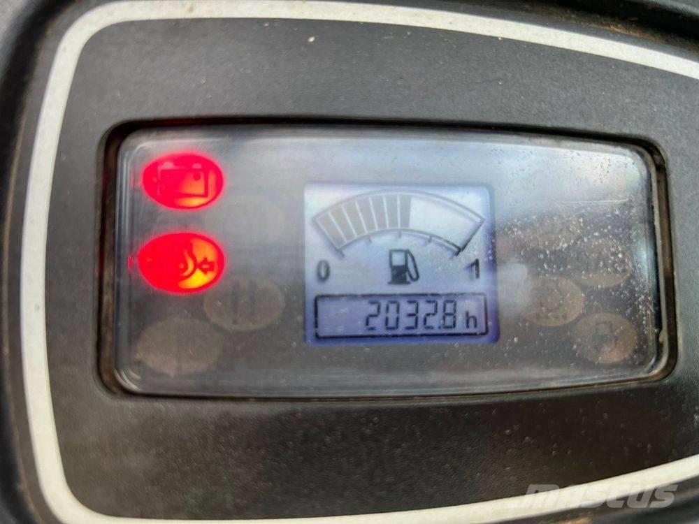 JCB 8025 ZTS Mini excavadoras < 7t