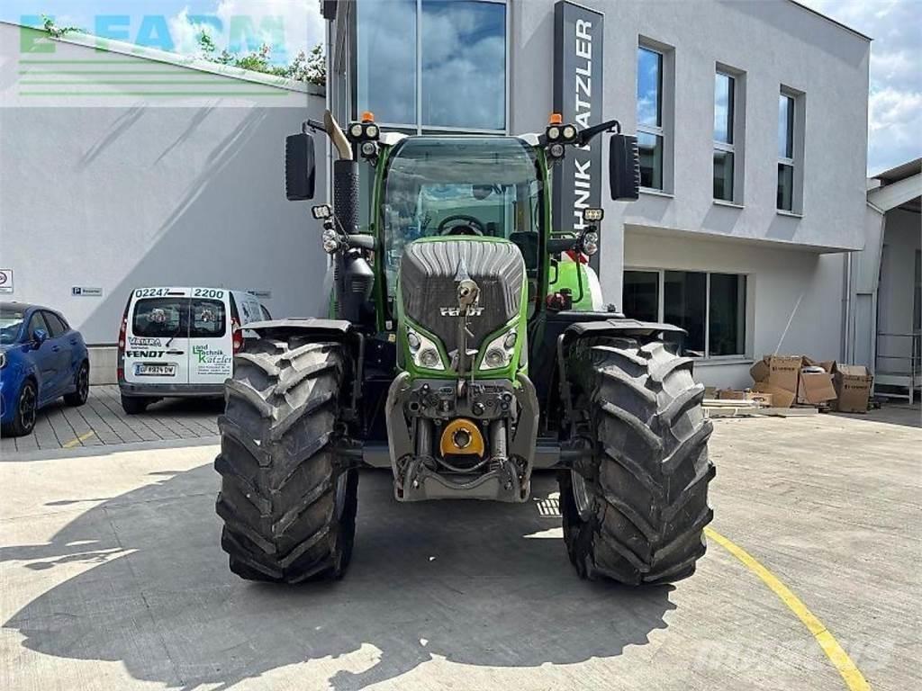 Fendt 724 vario Tractores