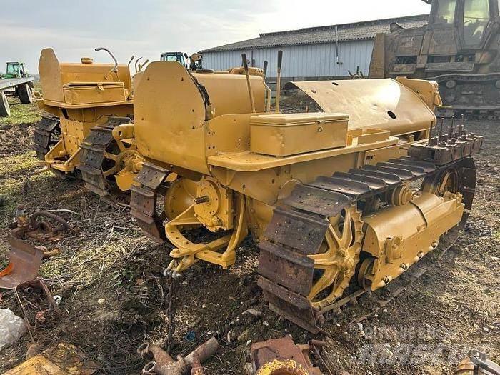 CAT D2 - Buldozer sobre oruga
