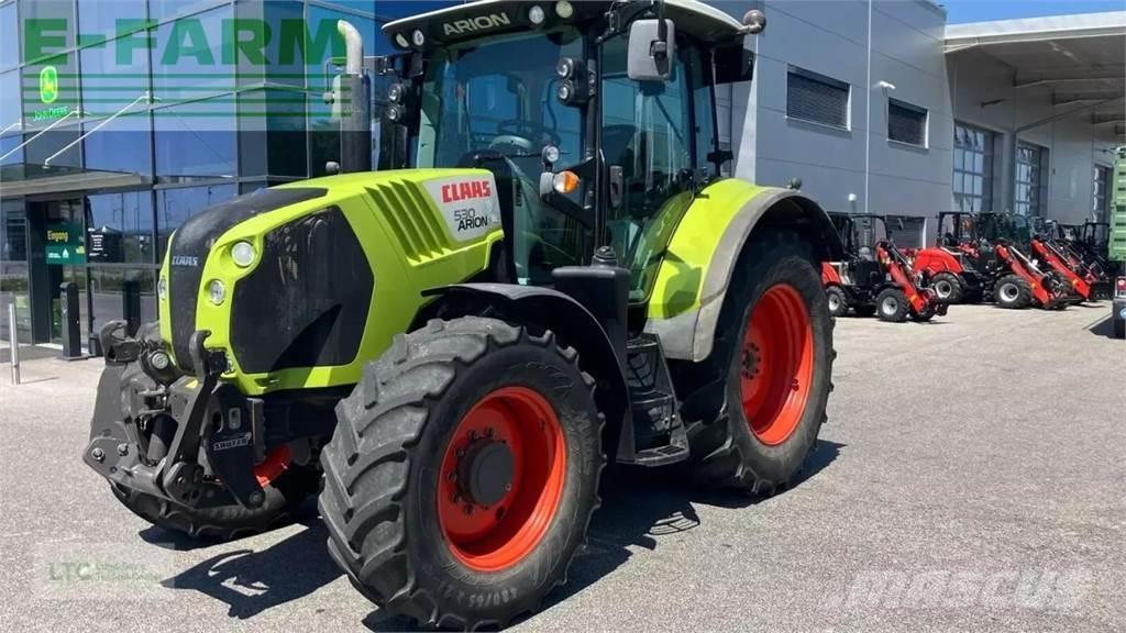 CLAAS arion 530 Tractores
