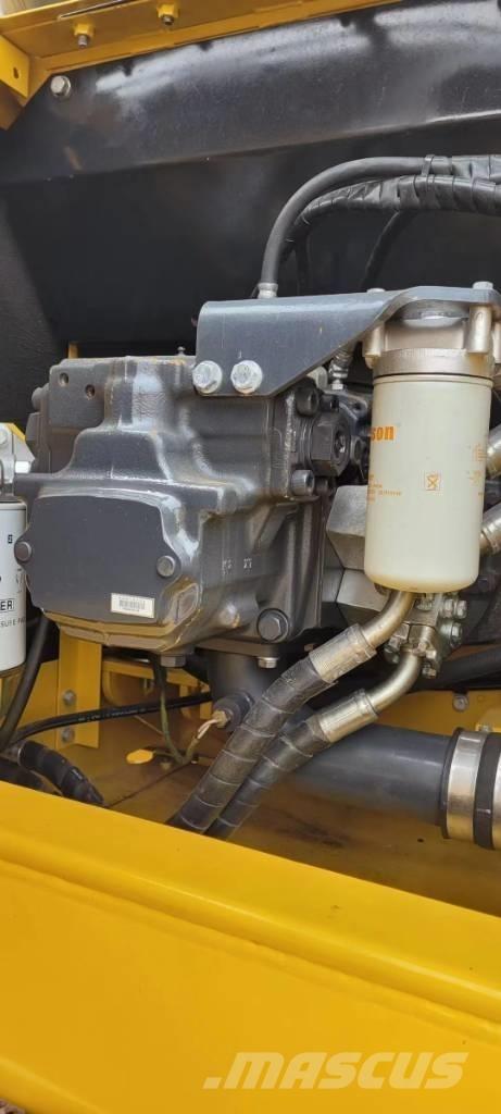 Komatsu 210LC-8 Excavadoras de cadenas