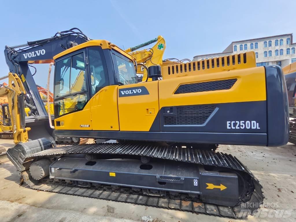 Volvo EC 250 D L Excavadoras de cadenas