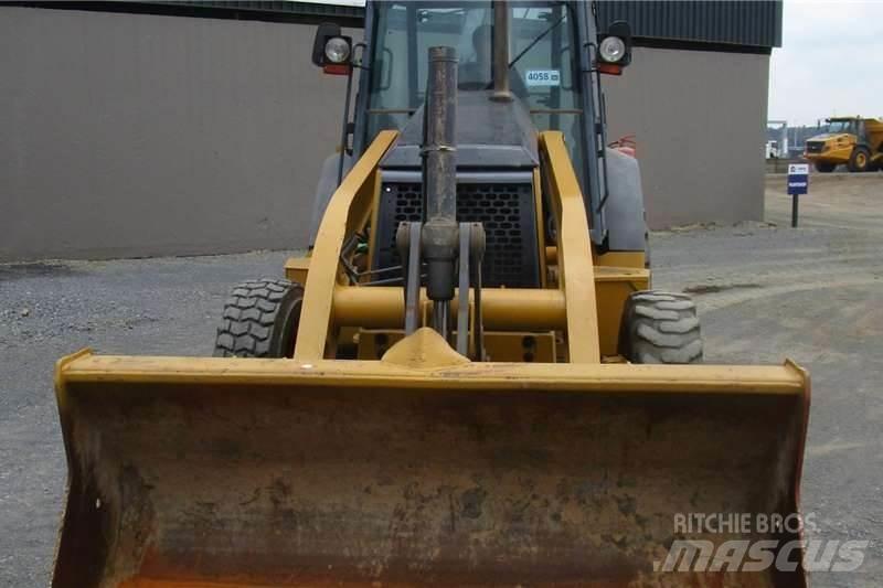 Bell 315SJ 4X4 Retrocargadoras