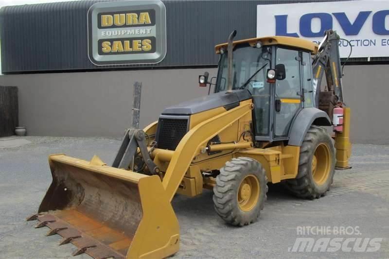 Bell 315SJ 4X4 Retrocargadoras