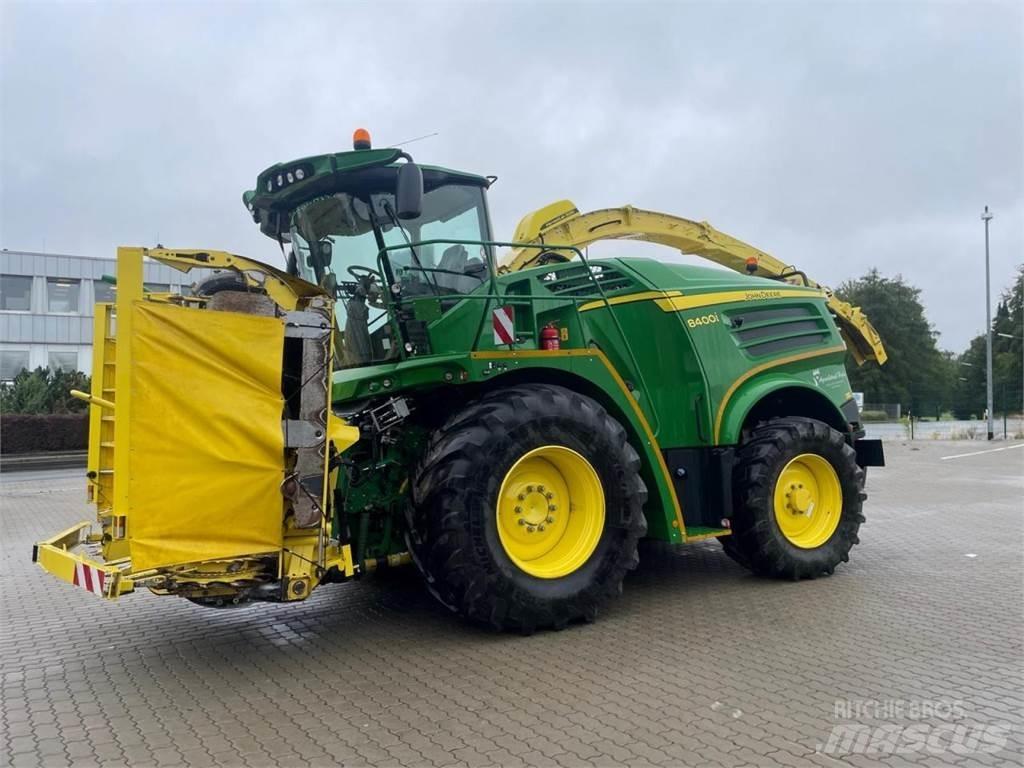 John Deere 8400 i Picadoras de forraje autopropulsadas