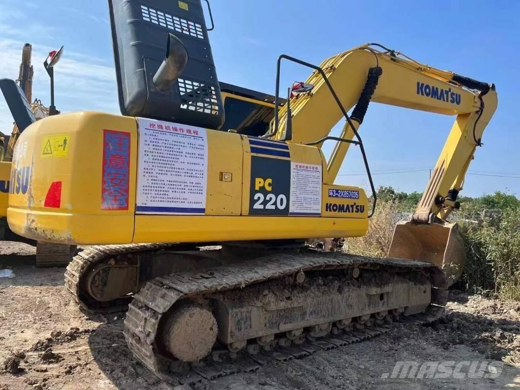 Komatsu PC 220-8 Excavadoras de cadenas
