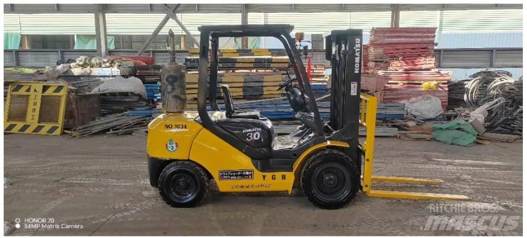 Komatsu FD 30 T-14 Carretillas diesel