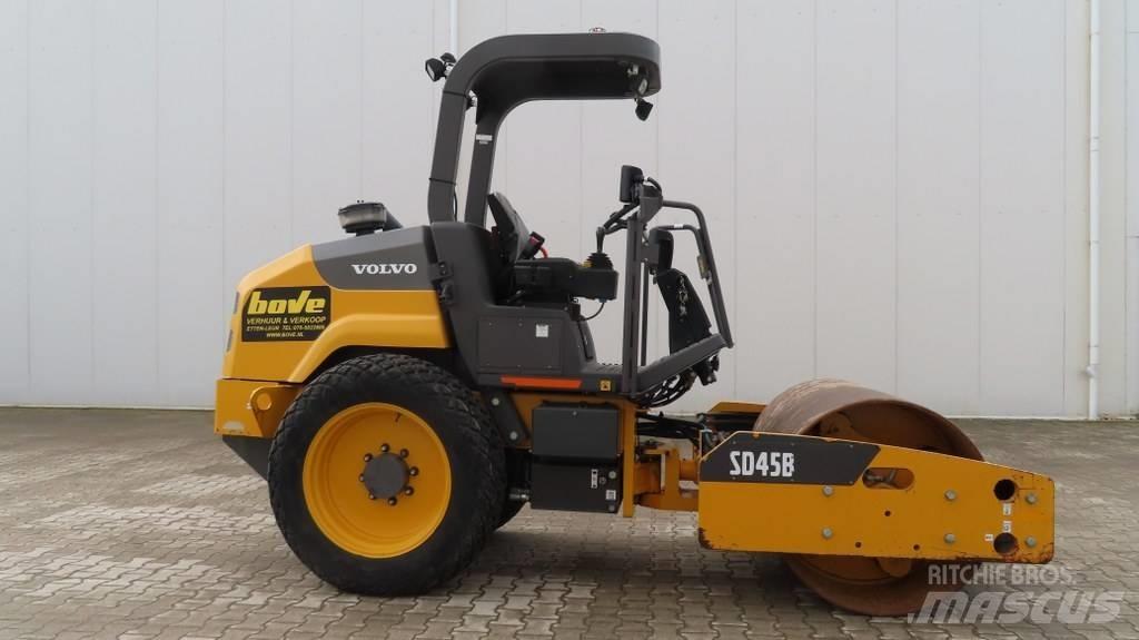 Volvo SD 45 B Rodillos de un solo tambor