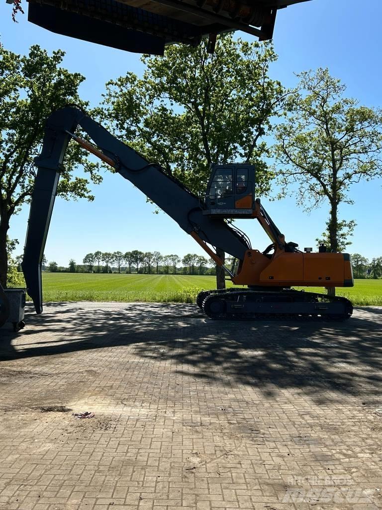 Sennebogen 835 R Excavadoras de manutención