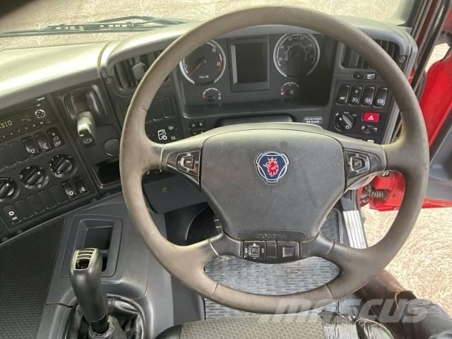 Scania P 320 Camiones hormigonera