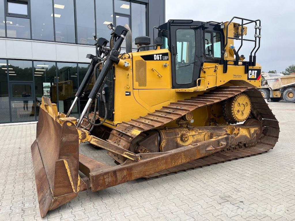 CAT D 6 T LGP Buldozer sobre oruga