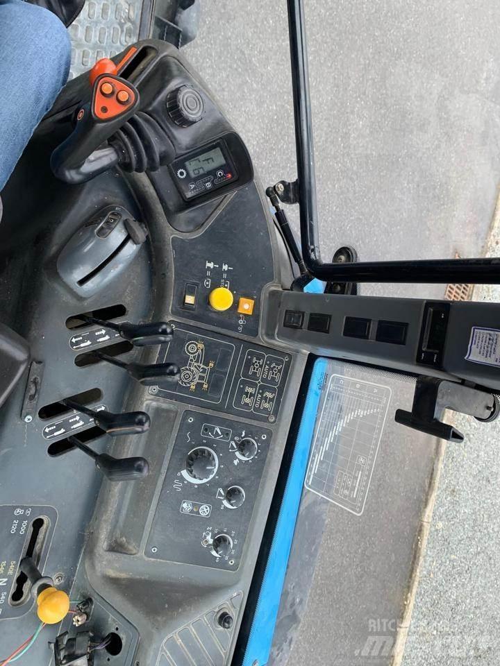 New Holland TM150 Tractores